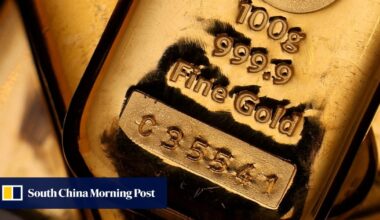 Chinese banks lure investors with gold-linked deposits amid soaring prices