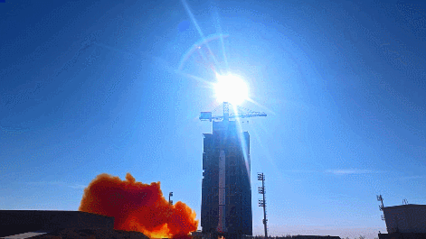 A Long March-2C rocket, carrying the AlSat-3A satellite, blasts off from the Jiuquan Satellite Launch Center, January 15, 2026. /CMG