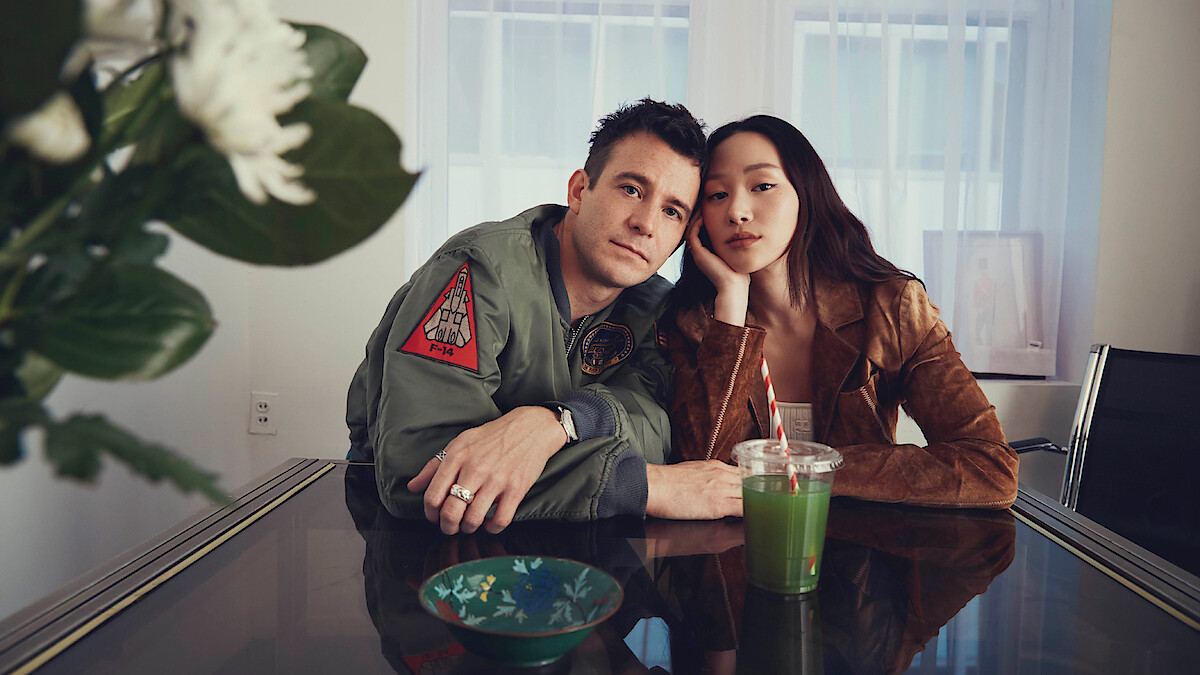 Luke Thompson and Yerin Ha Talk Bridgerton Season 4 Staircase, Lake, Benophie, and More