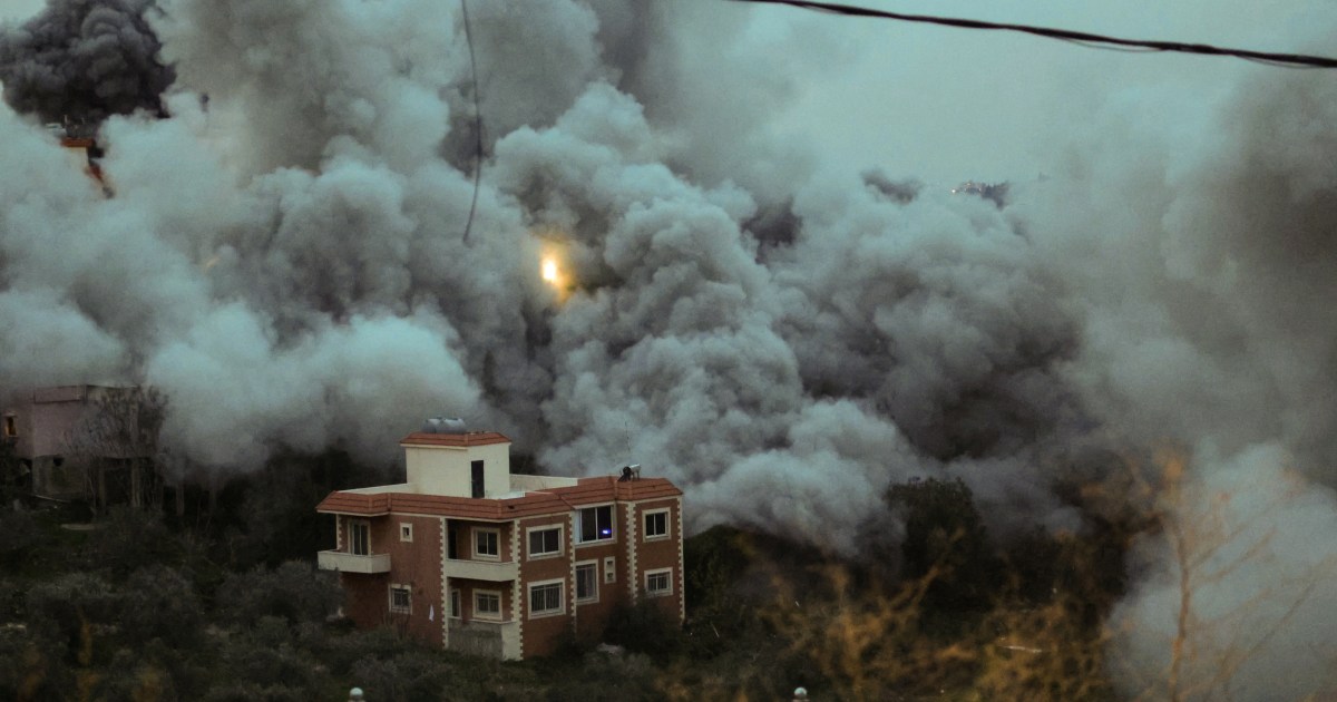 Israel bombs four Syria-Lebanon border crossings; kills 2 in south Lebanon | Israel attacks Lebanon News