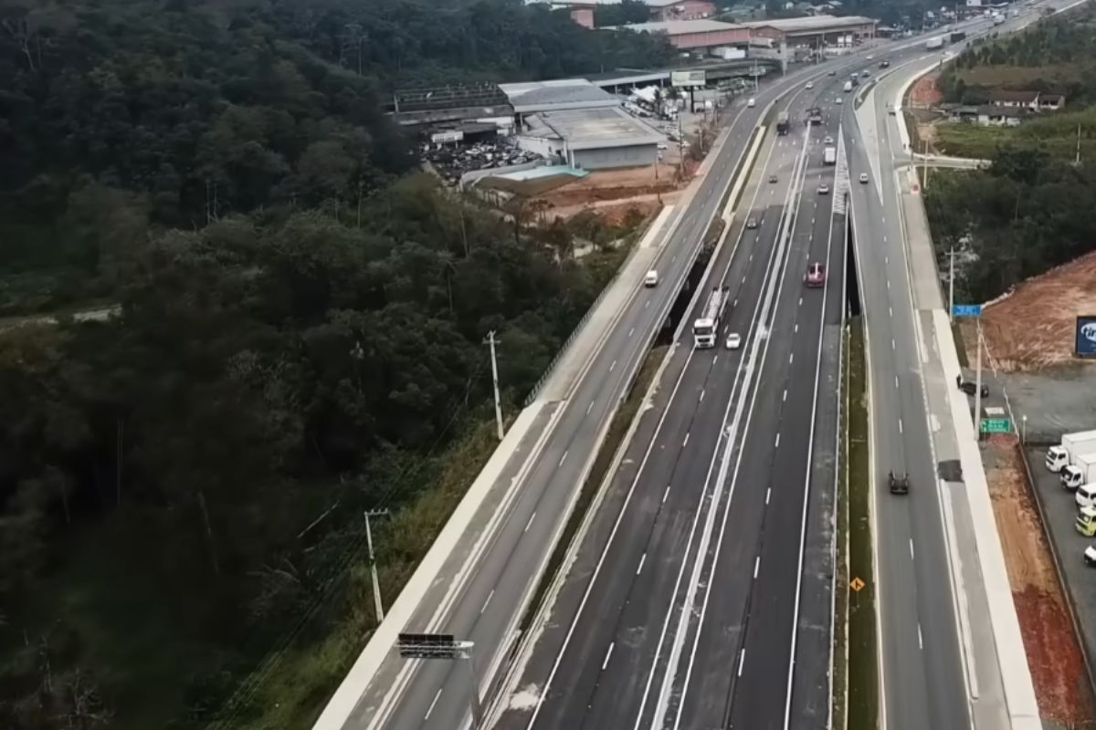 BR-470 in 2026: 57,3 km duplicated, 15,7 km blocked, viaducts and access roads delayed, and engineer shows why the complete delivery of the duplication is still doubtful on the BR (1)