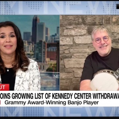 Bela_Fleck_on_CNN_with_Fredricka_Whitfield_2026.jpg
