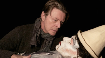 David Bowie and Pierrot