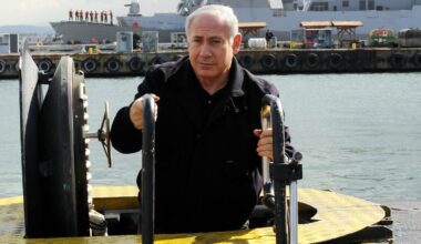 Submarine affair probe finds 'systemic failings' endangered state security