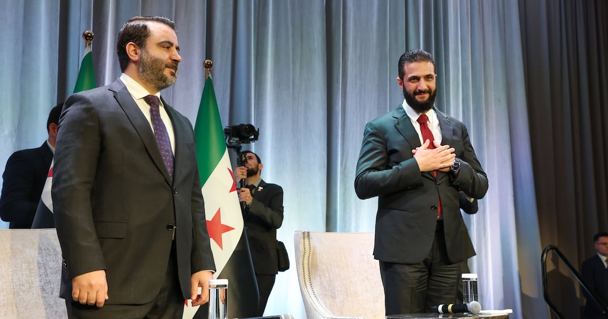 Syria and Israel return to France for security talks under US mediation