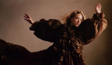 On the Podcast: Amanda Seyfried Talks Ann Lee, After-Parties, and Living With 52 Animals