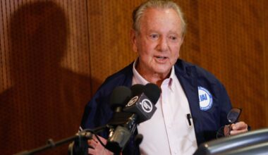 Morris Kahn, billionaire philanthropist who led Israeli moonshot, dies at 95