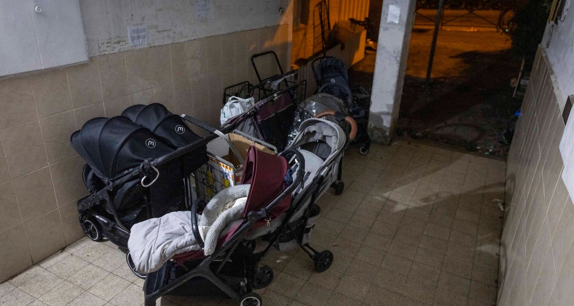 79% of kids under 3 in Jerusalem are in unsupervised daycares, Knesset panel hears