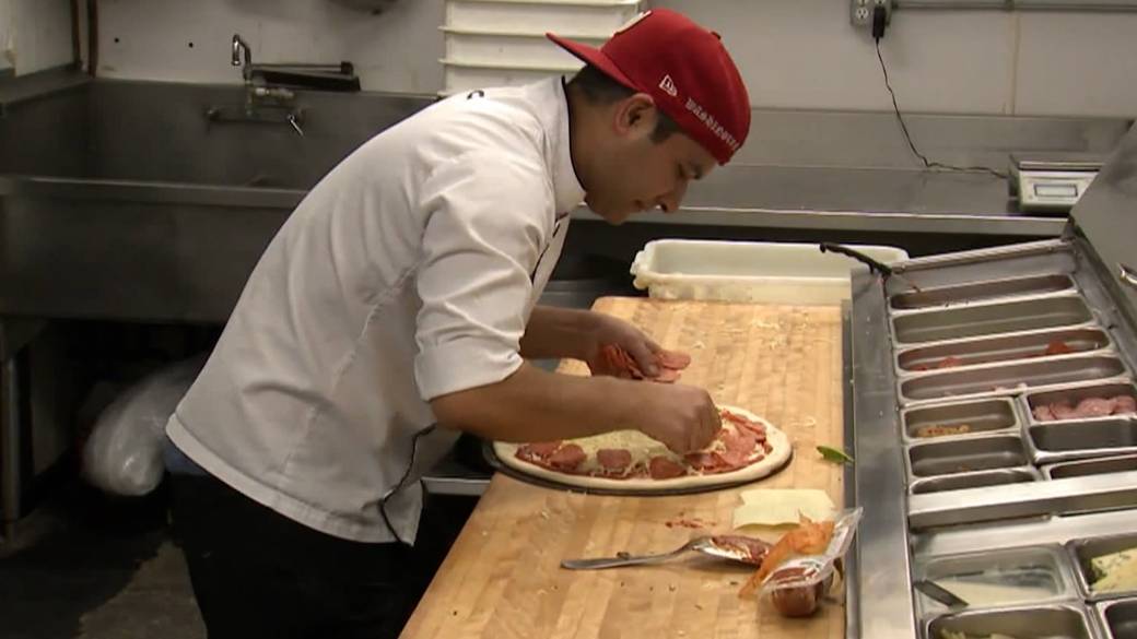 Click to play video: 'Rising food prices create problems for Calgary restaurants'