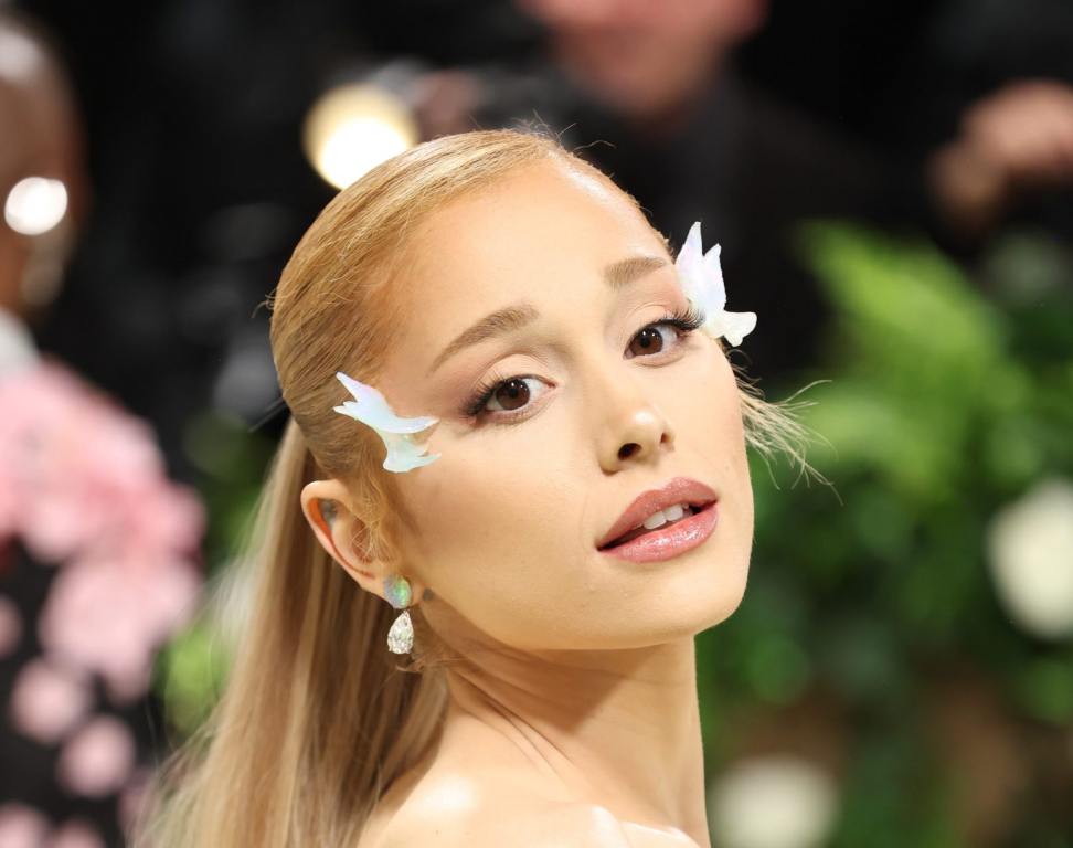 Ariana Grande Says She Is Open to Joining a Miss Piggy Movie