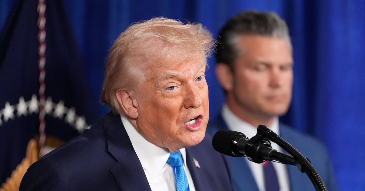 Trump's Venezuela Strike Overlooks Fentanyl Threat - 조선일보