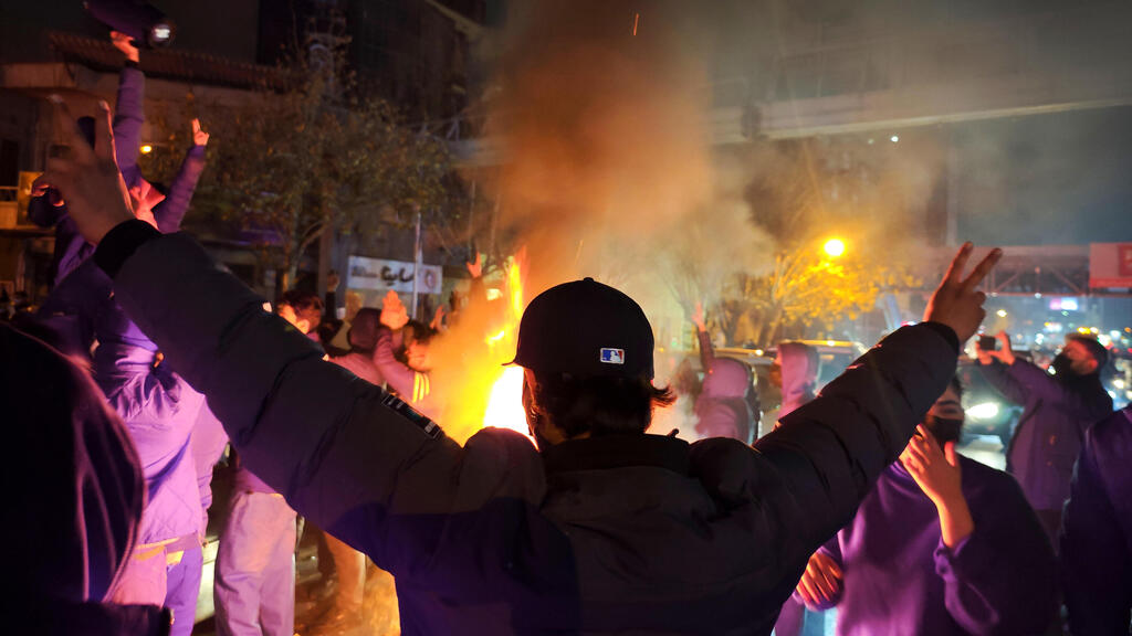 Photo: Anonymous/Getty Images מחאה מחאות הפגנה הפגנות איראן טהרן 8 בינואר