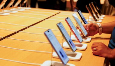 India's proposed phone security rules that are worrying tech firms