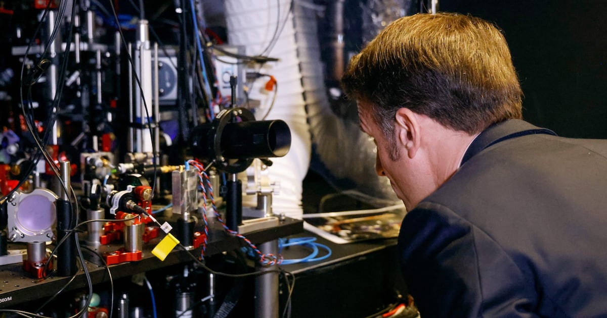 An engaging and accessible account of the quantum world – The Irish Times