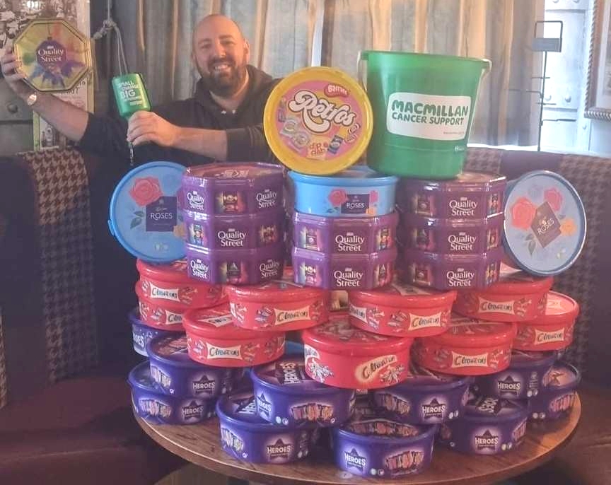 Burnham-On-Sea pub’s recycling project turns plastic tubs into charity cash