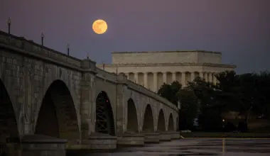NASA and DOE plan reactor on the moon