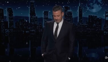 Jimmy Kimmel Chokes Up In Speech Following Alex Pretti's Killing