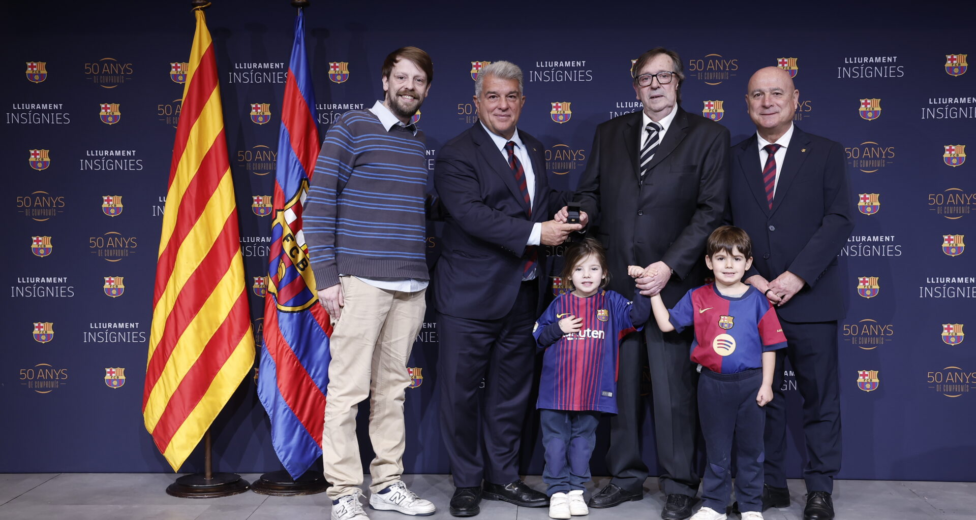 First presentation of gold badges of 2026