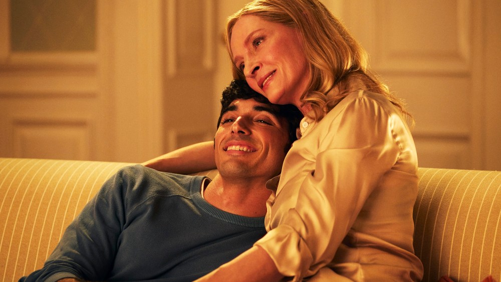 'Red, White & Royal Wedding' Cast: Uma Thurman Returns