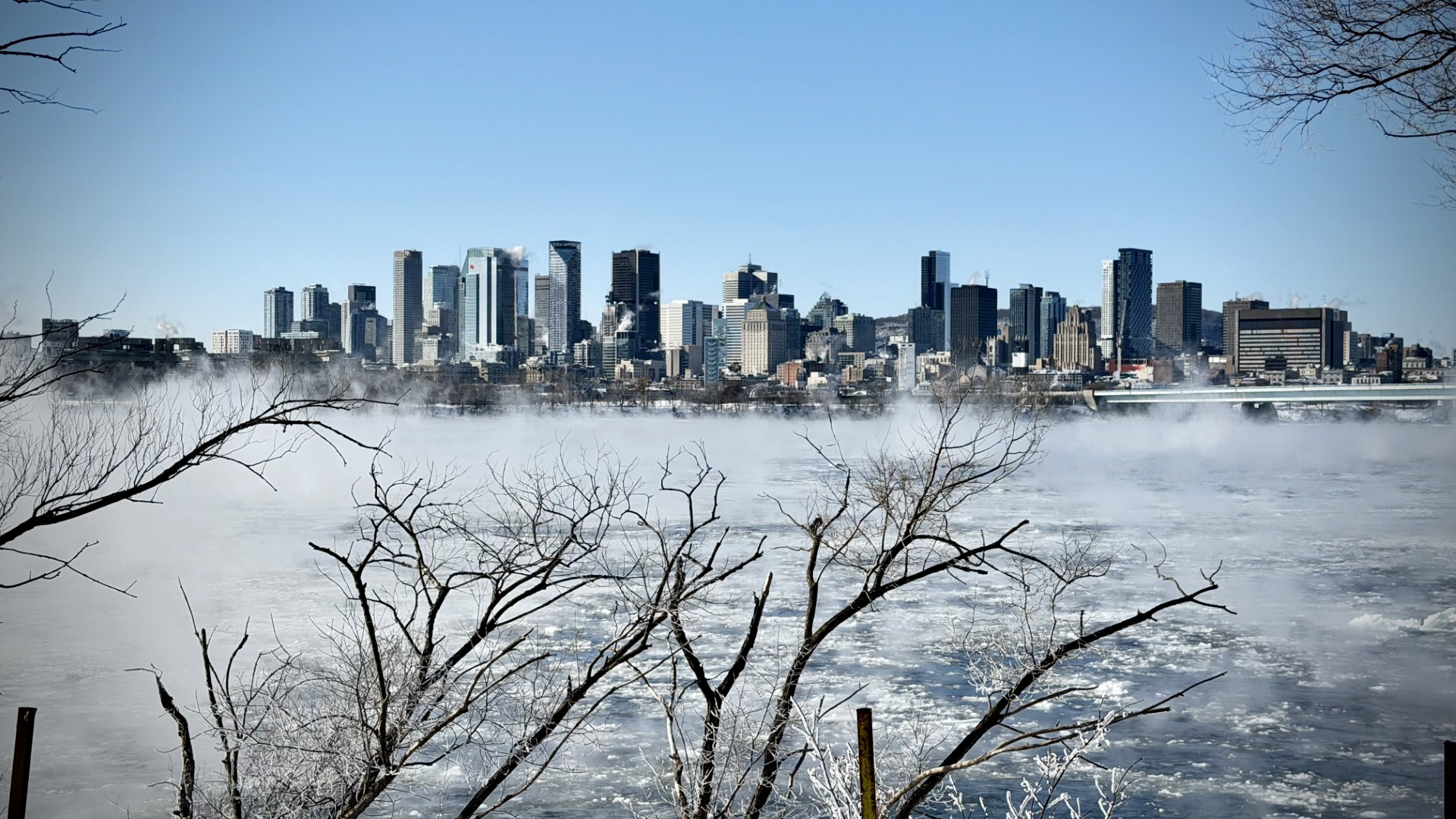 Click to play video: 'Polar vortex expected to drag into next week for Montrealers'