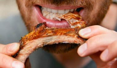 Study Finds Meat Eaters Are More Likely to Live to 100, But There's a Catch : ScienceAlert