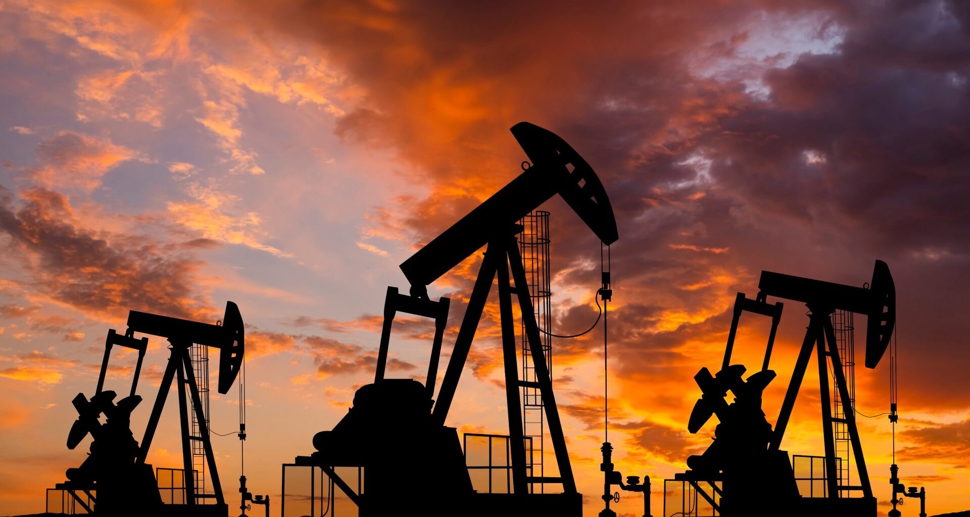 WTI Crude Oil: Short-term bearish outlook vs. Long-term bullish reversal potential - marketpulse.com