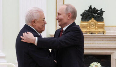 Abbas meets Putin in high-profile Moscow