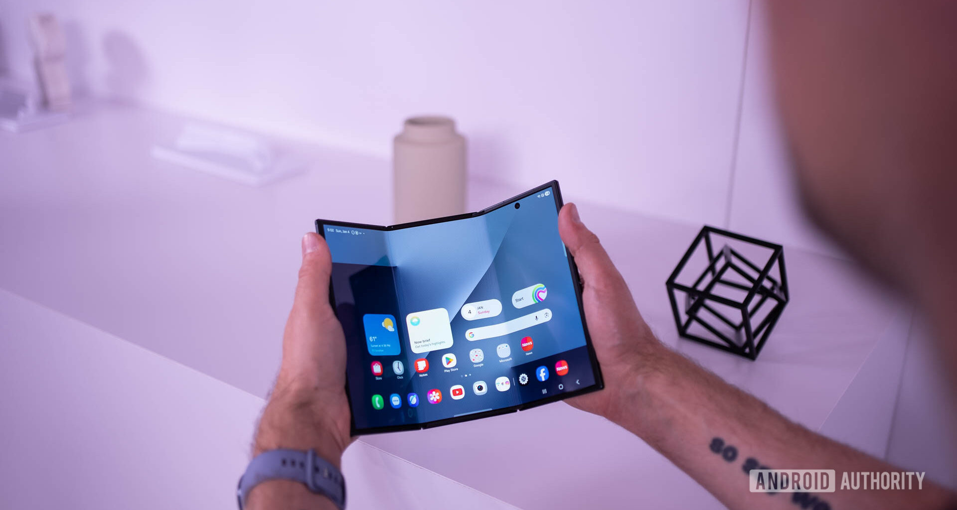 You can finally buy Samsung's $2,899 Galaxy Z TriFold in the US. Will you?