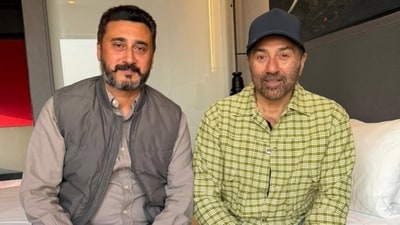 In a heartfelt Instagram post, Sunny Deol met the family of Flying Officer Nirmal Jit Singh Sekhon, celebrated in Border 2.