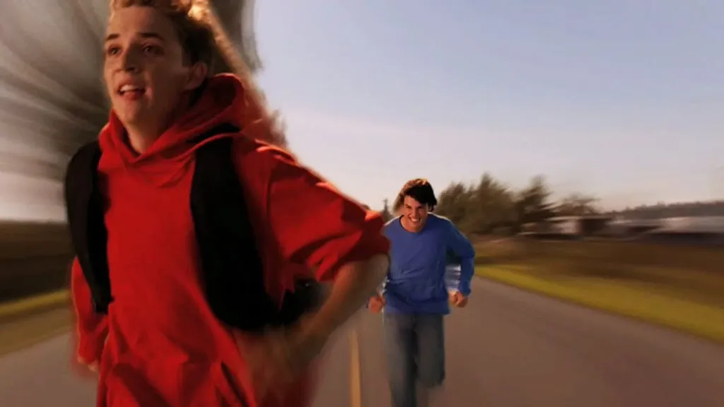 Tom Welling as Clark Kent and Kyle Gallner as Bart Allen in Smallville episode Run (Season 4, Episode 5)