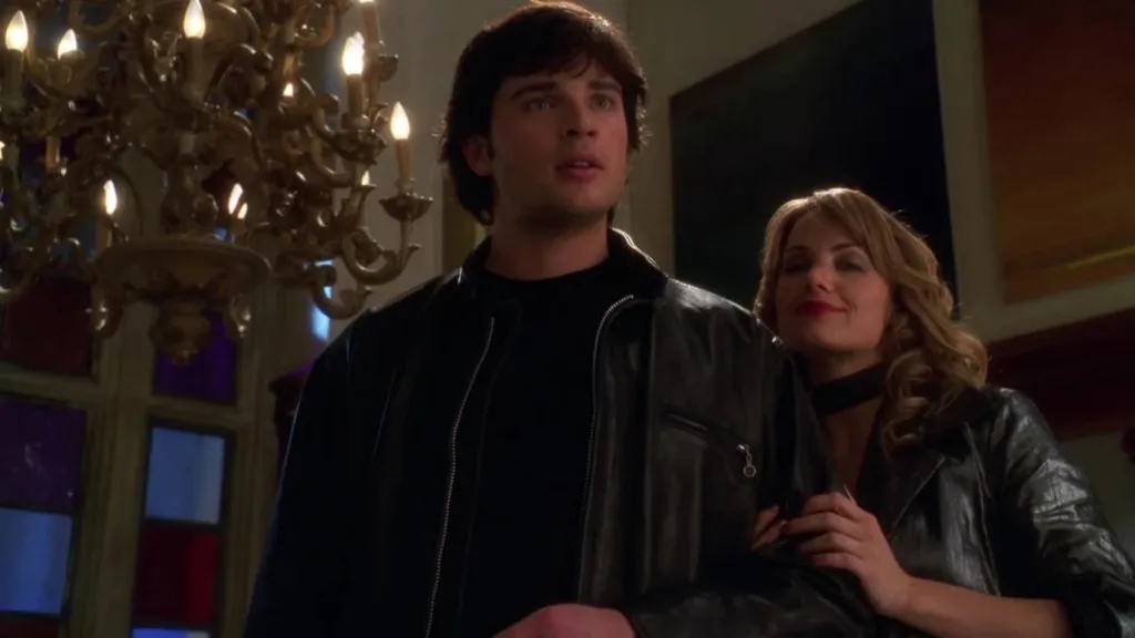 Tom Welling as Clark Kent in Smallville episode Crimson (Season 6, Episode 13)