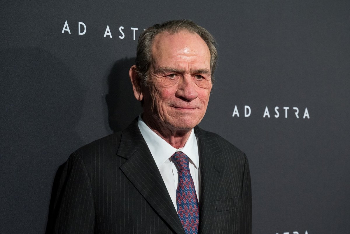 Tommy Lee Jones' family issues statement after his daughter's death