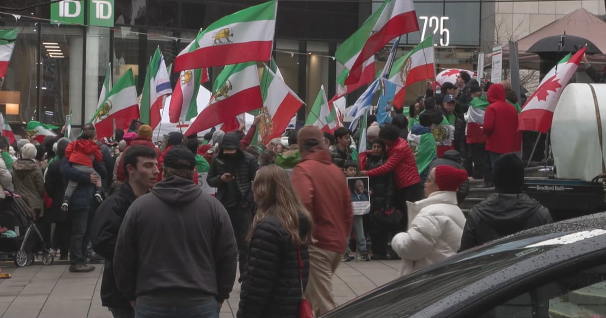 Iranian-Canadians rally at Vancouver Art Gallery as protests rage across Iran - CTV News