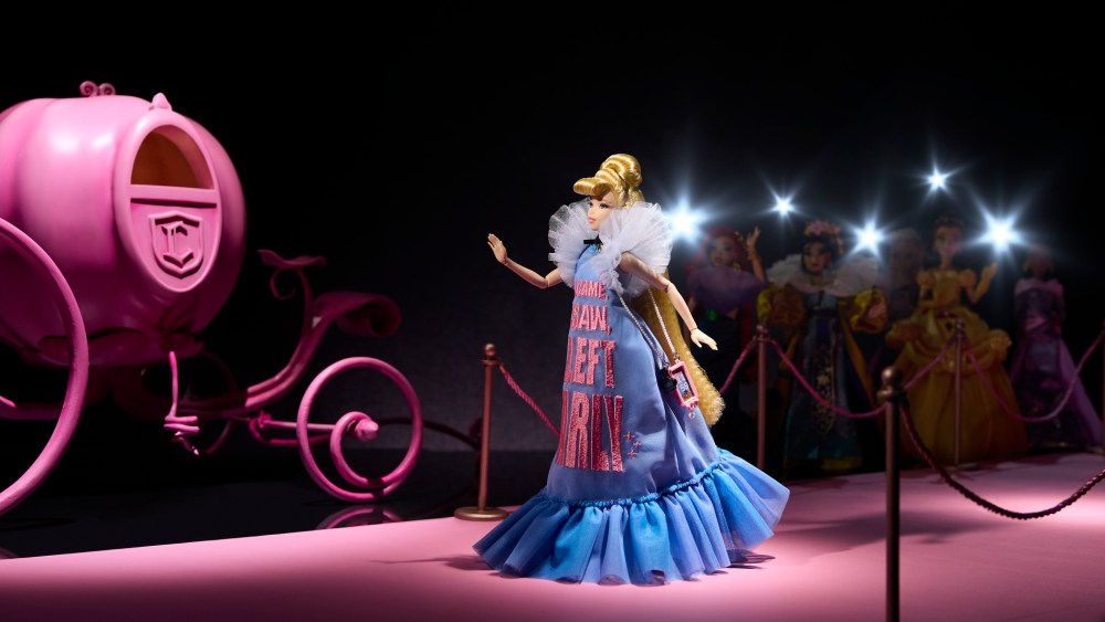 Viktor&Rolf Disney Mattell doll