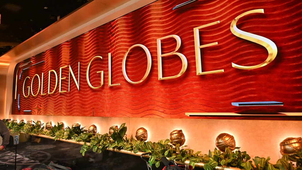 Are Oscars Ready For One More Battle w/ Hamnet?