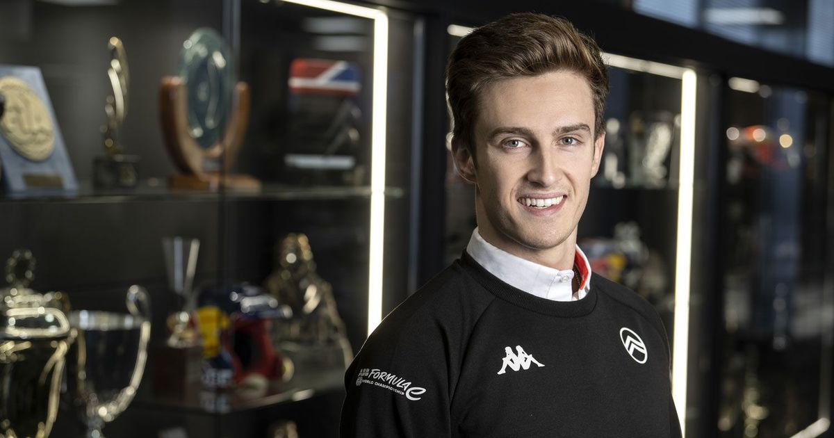 Citroën Racing fields Théo Pourchaire for Rookie Free Practice session