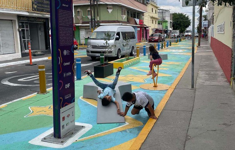 Designing Streets Through the Lens of Care - Image 3 of 5