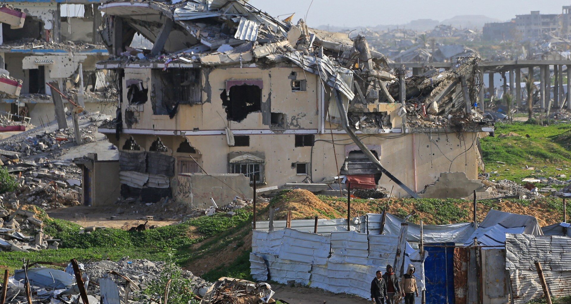 Hamas says gave Israel, mediators details about last Gaza captive’s remains | Israel-Palestine conflict News