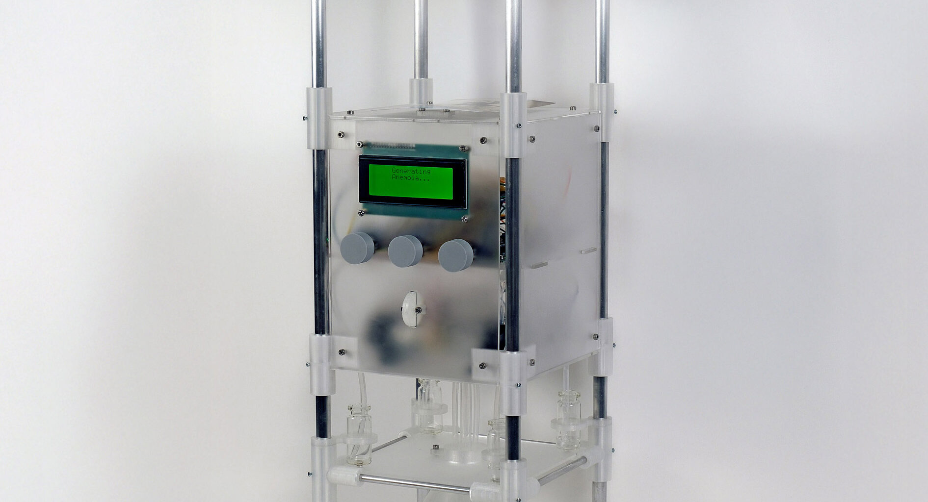 "Scent-memory machine" turns photographs into custom fragrances