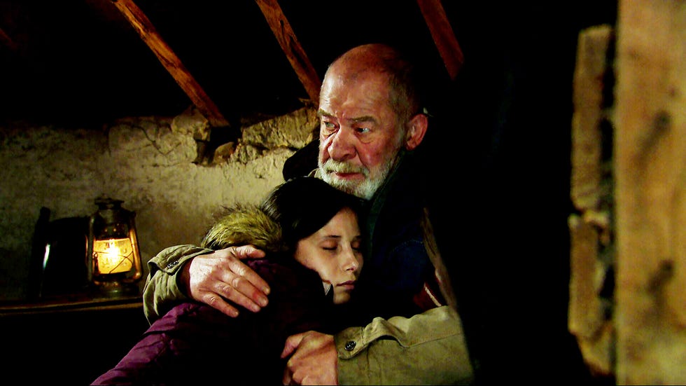 bear wolf, anya, emmerdale