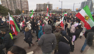 Richmond Hill march draws 1,000 in solidarity with Iran protesters