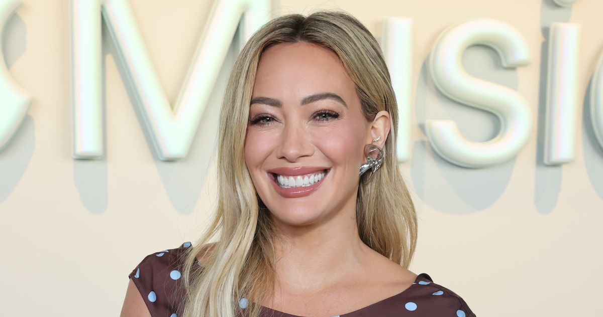 Hilary Duff Embraces the ‘With Love’ Dance in London Show