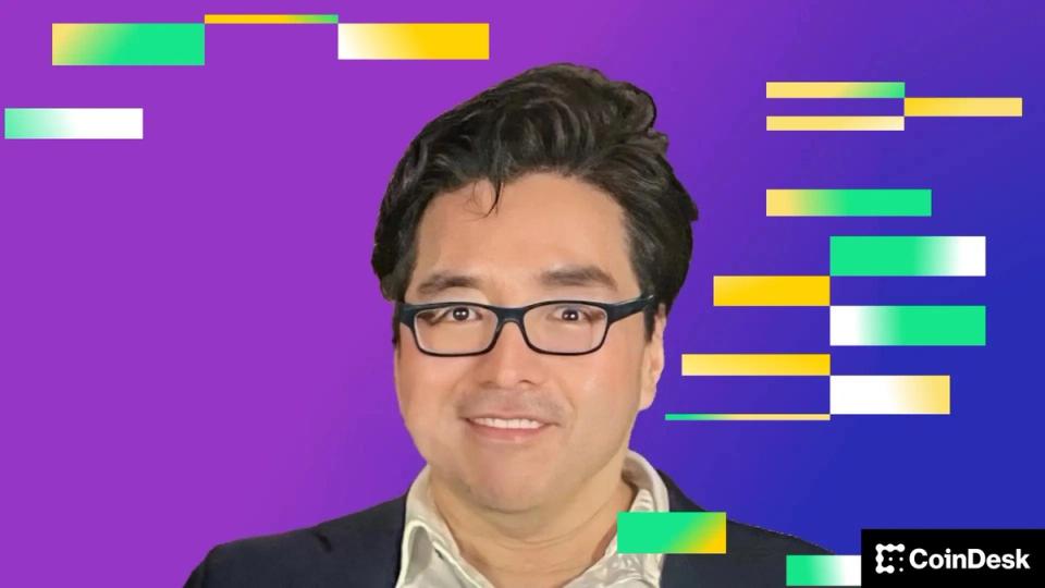 Tom Lee says bitcoin has not peaked, calls for new all-time high by January 2026
