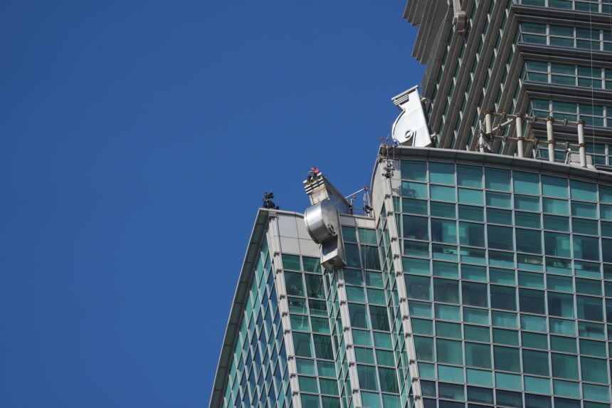 Alex Honnold during his free solo climb of Taipei 101 on January 25, 2026.
