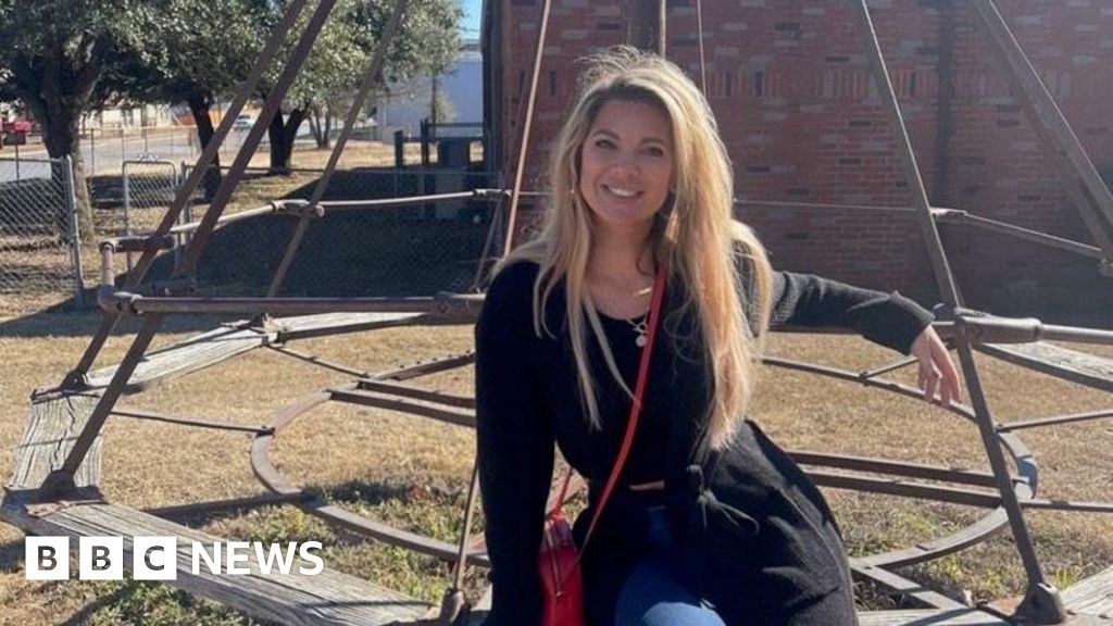 Americans brace to start New Year without healthcare