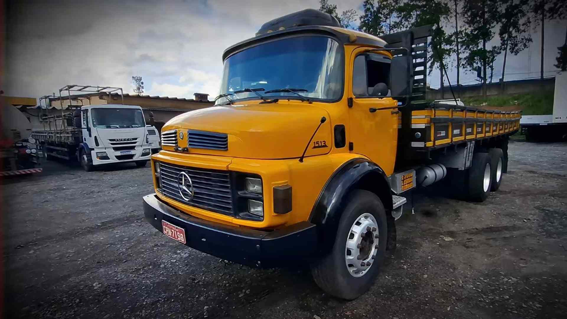 A 73-year-old truck driver has covered 6 million km in 1.015 trips to Belém with the same 46-year-old truck.
