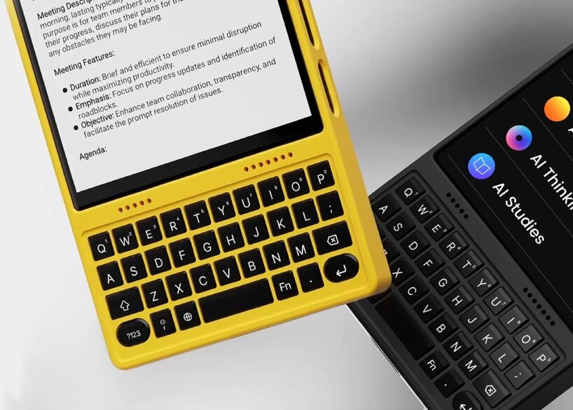 card-sized smartphone brings back tactile typing using case keyboard with power bank