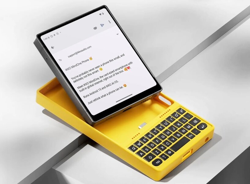 card-sized smartphone brings back tactile typing using case keyboard with power bank