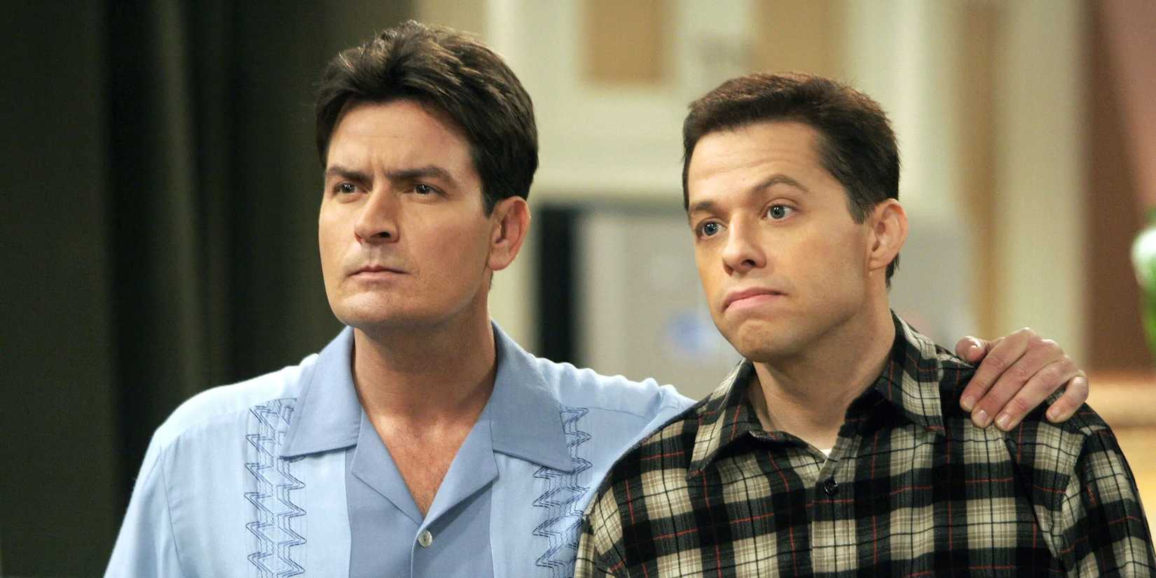 Charlie Sheen with his arm around Jon Cryer in Two and a Half Men