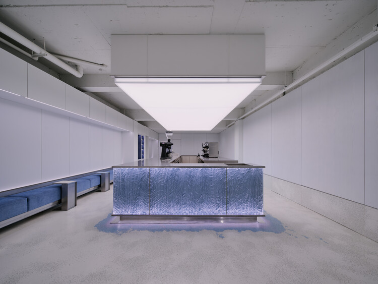 DEMER Busan Station Store / design by 83 - Image 1 of 37